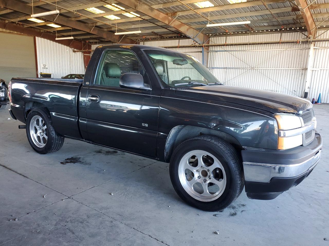 2003 CHEVROLET SILVERADO C1500 photo 4
