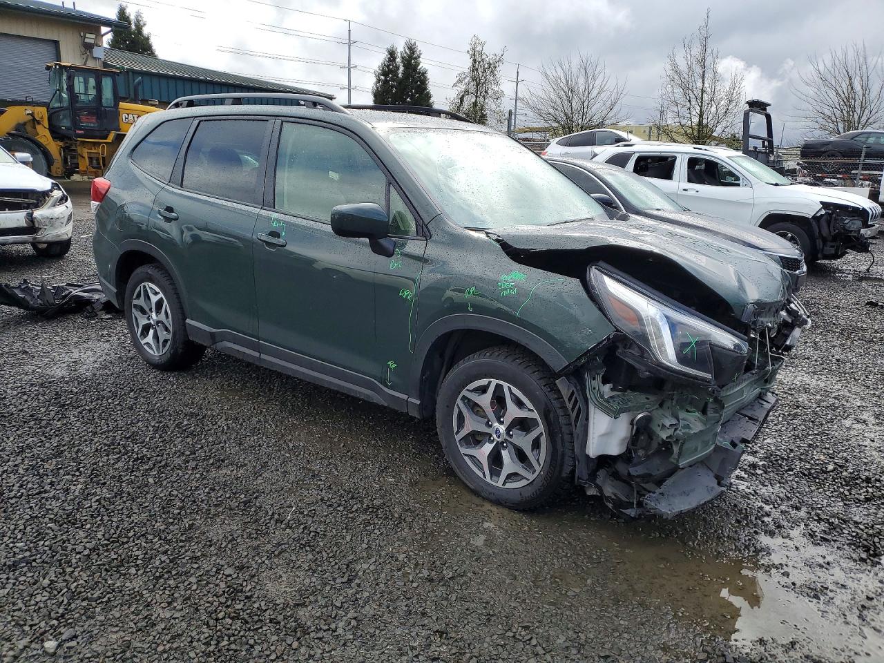 2022 SUBARU FORESTER PREMIUM photo 10