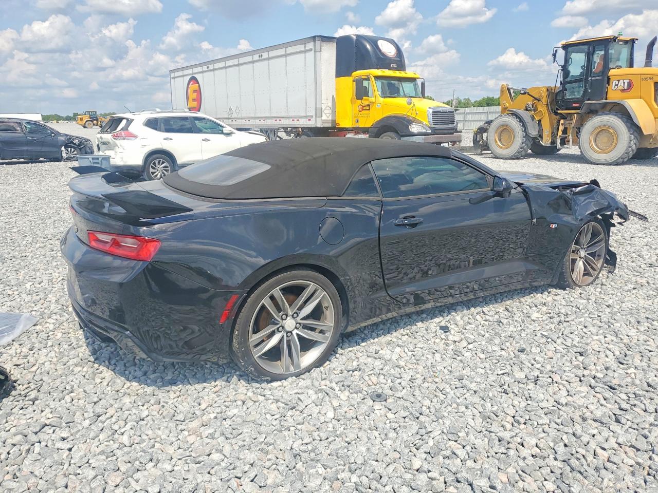 2016 CHEVROLET CAMARO LT photo 3