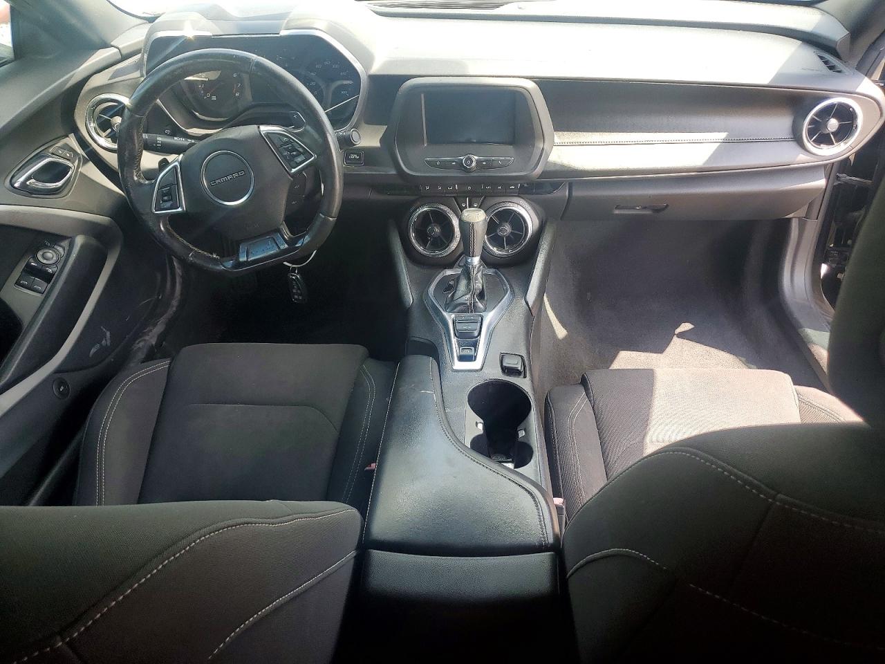 2016 CHEVROLET CAMARO LT photo 8
