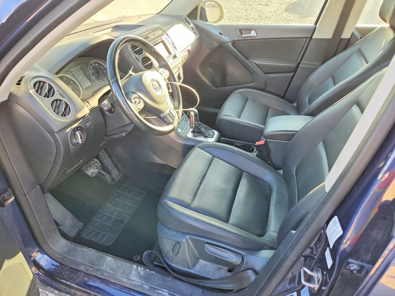 2016 VOLKSWAGEN TIGUAN S photo 13