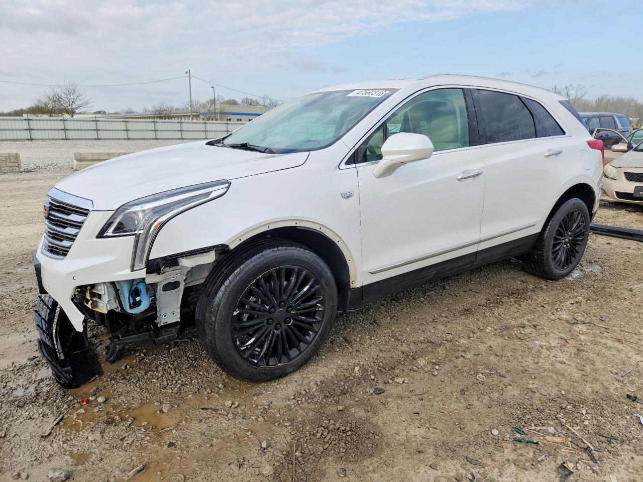 2017 CADILLAC XT5