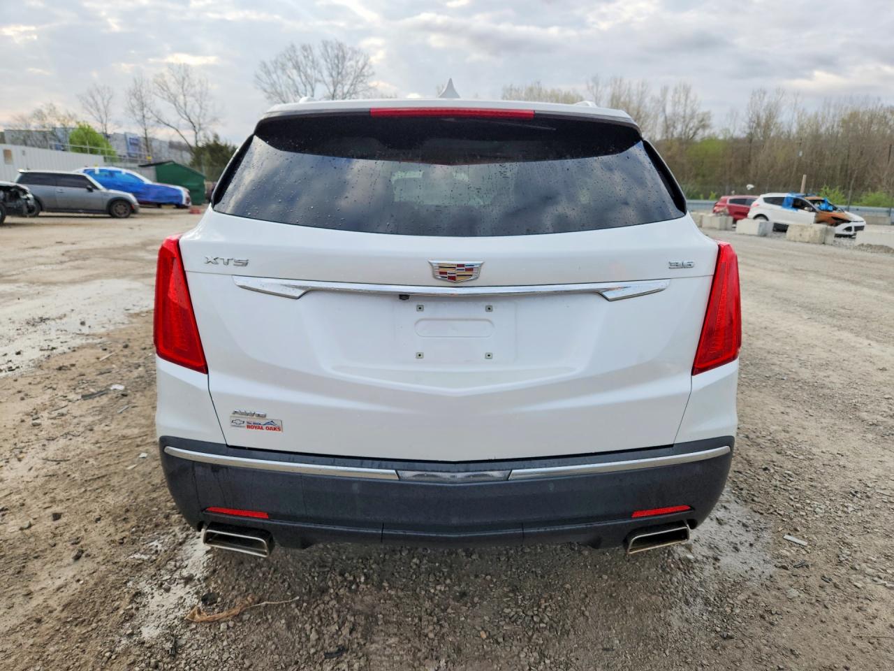 2017 CADILLAC XT5 LUXURY photo 11