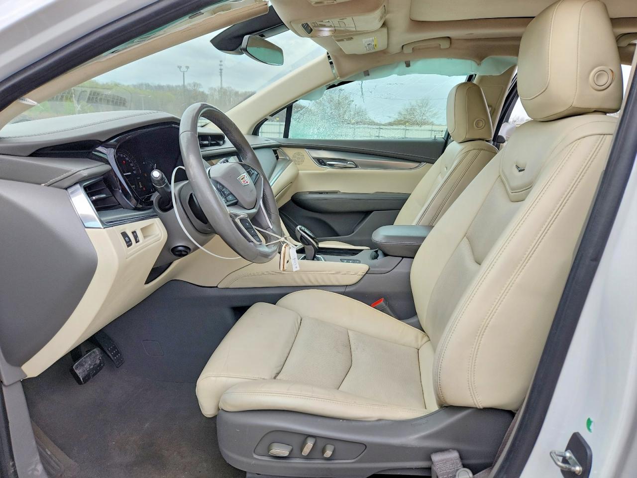 2017 CADILLAC XT5 LUXURY photo 13