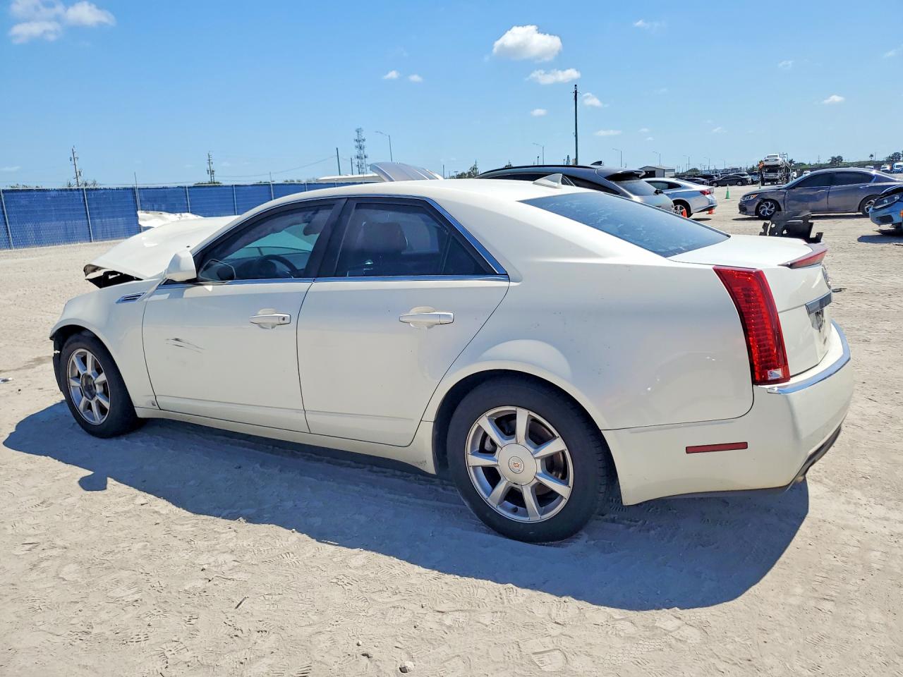 2009 CADILLAC CTS photo 2