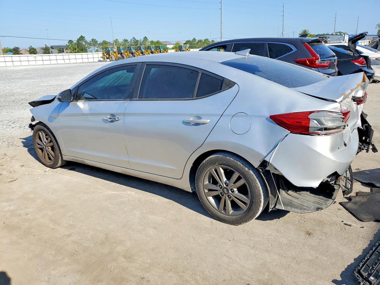 2017 HYUNDAI ELANTRA SE photo 3