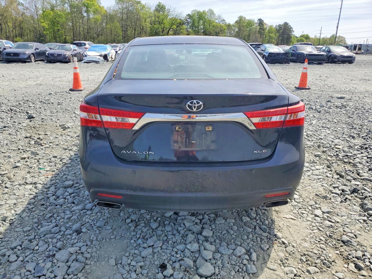 2013 TOYOTA AVALON XLE photo 11