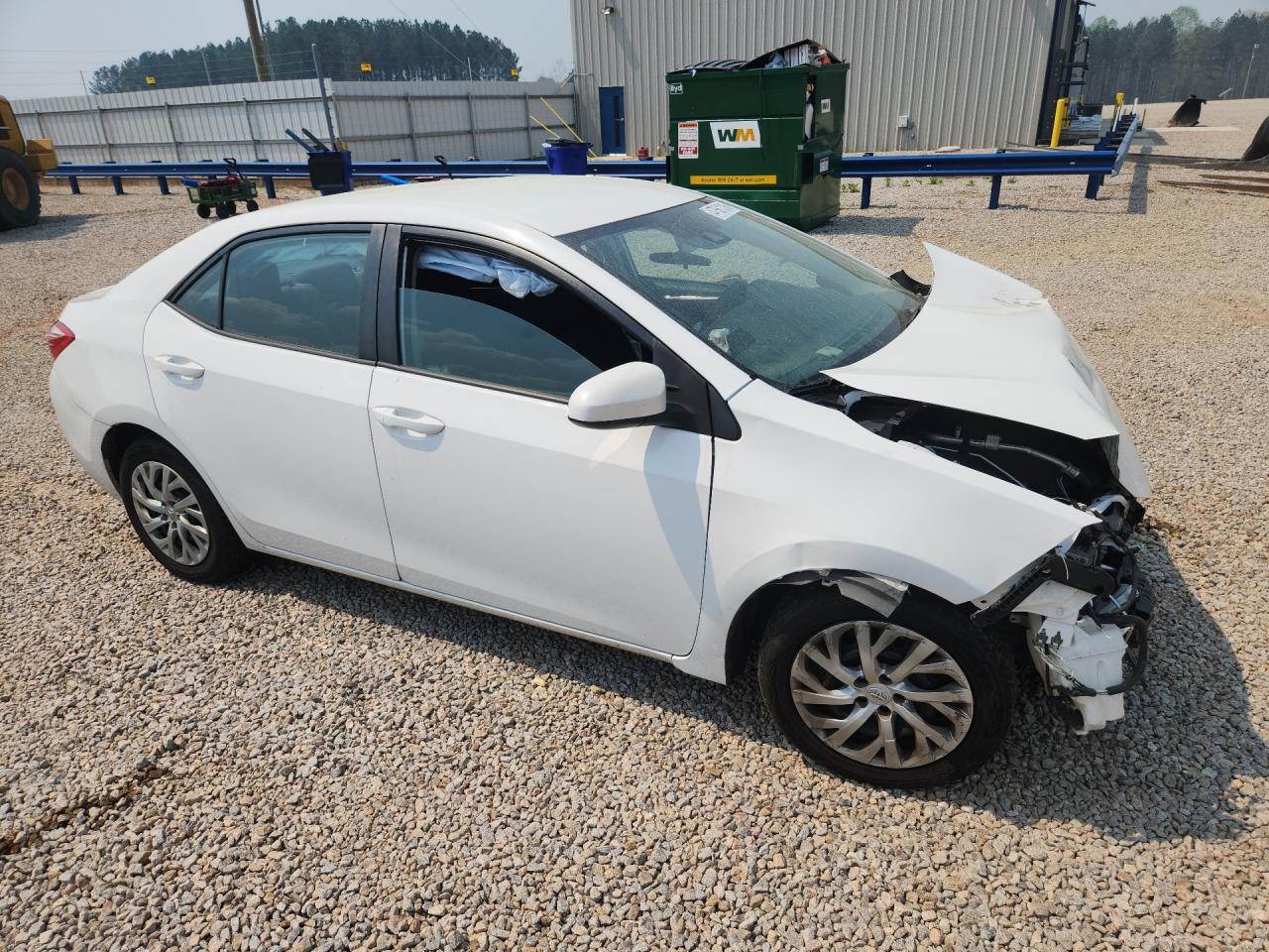 2018 TOYOTA COROLLA LE photo 4