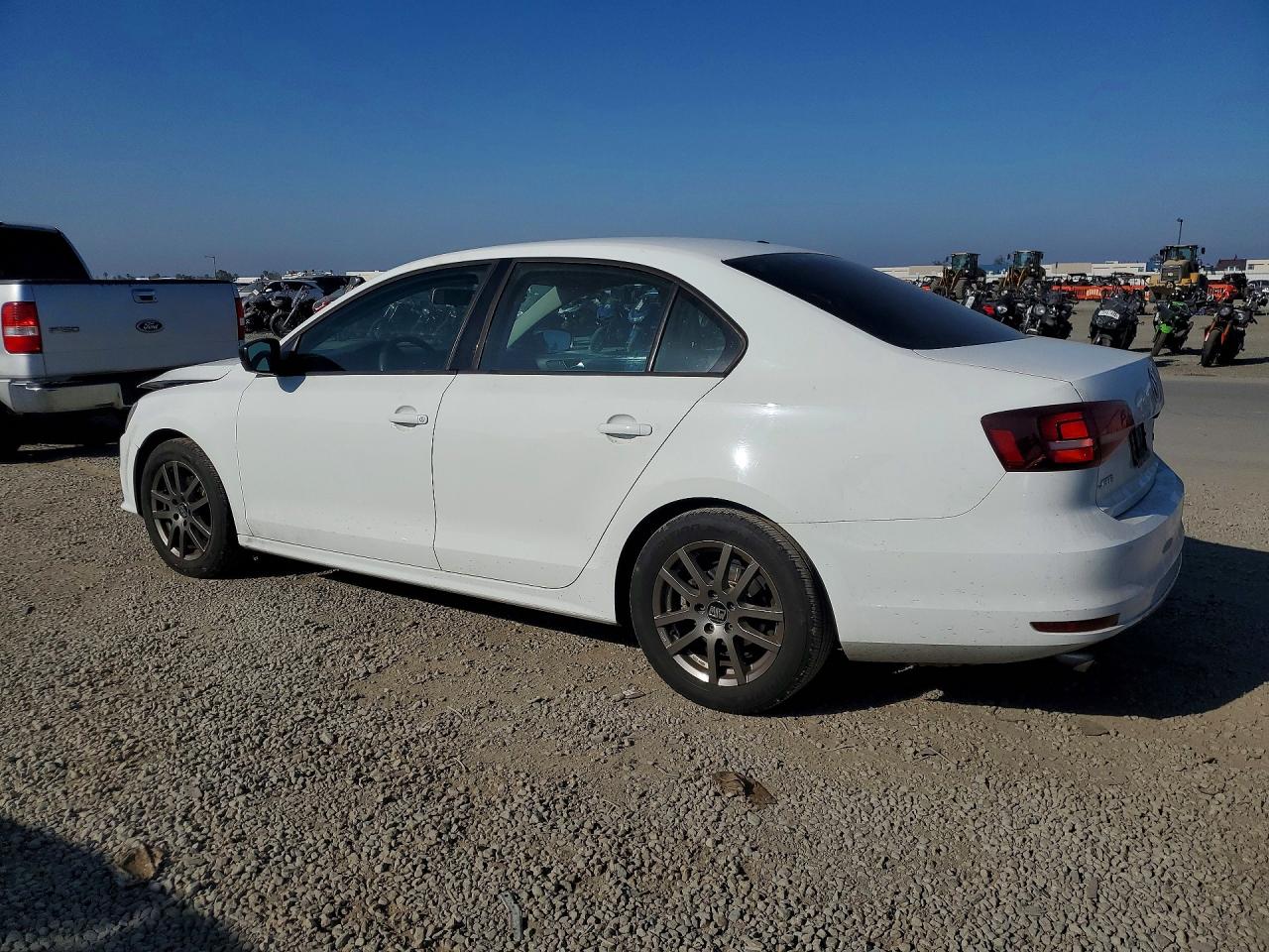 2016 VOLKSWAGEN JETTA S photo 2