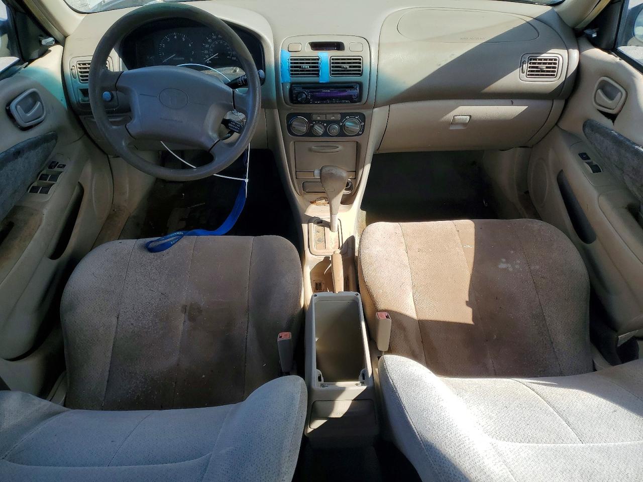 2001 TOYOTA COROLLA CE photo 15