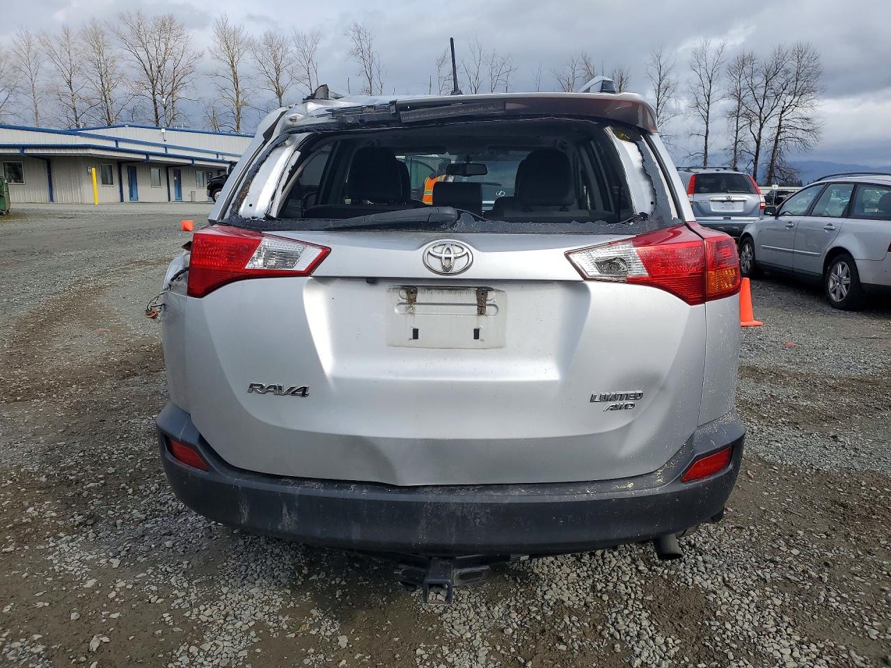 2013 TOYOTA RAV4 LIMITED photo 11