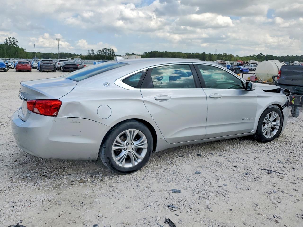 2014 CHEVROLET IMPALA LT photo 3