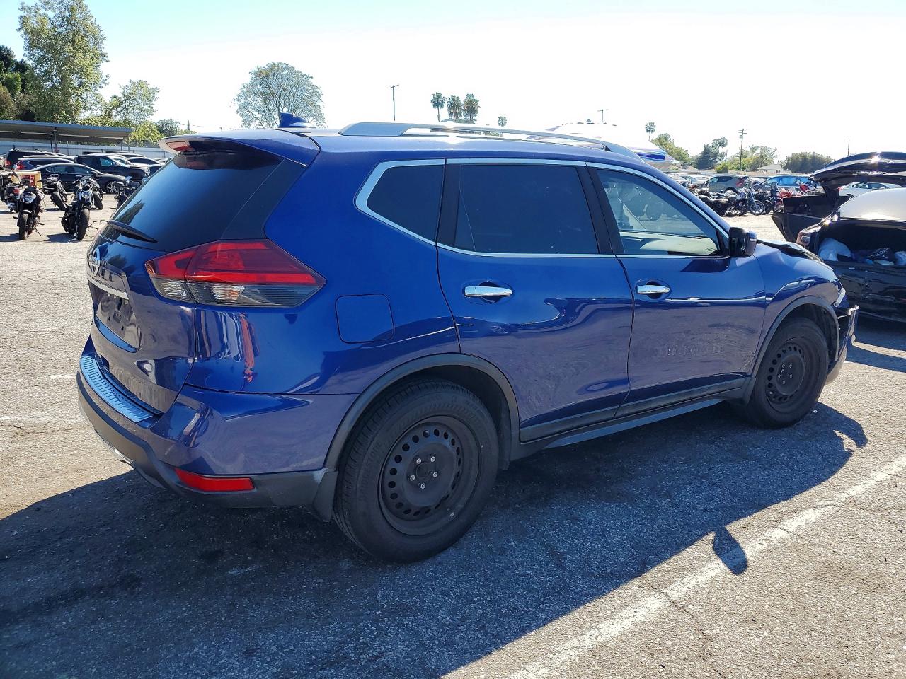 2017 NISSAN ROGUE S photo 7
