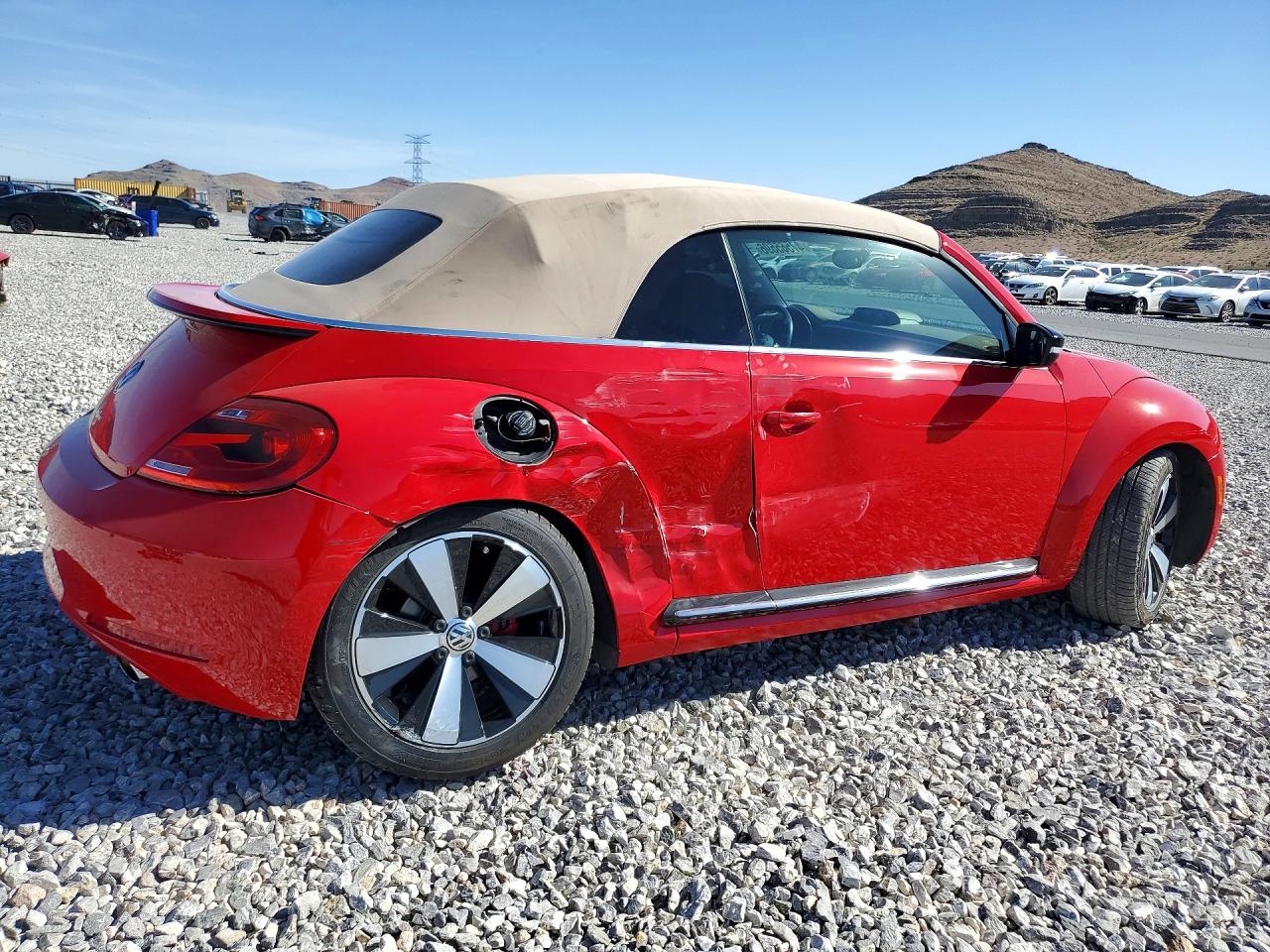 2013 VOLKSWAGEN BEETLE TURBO photo 5