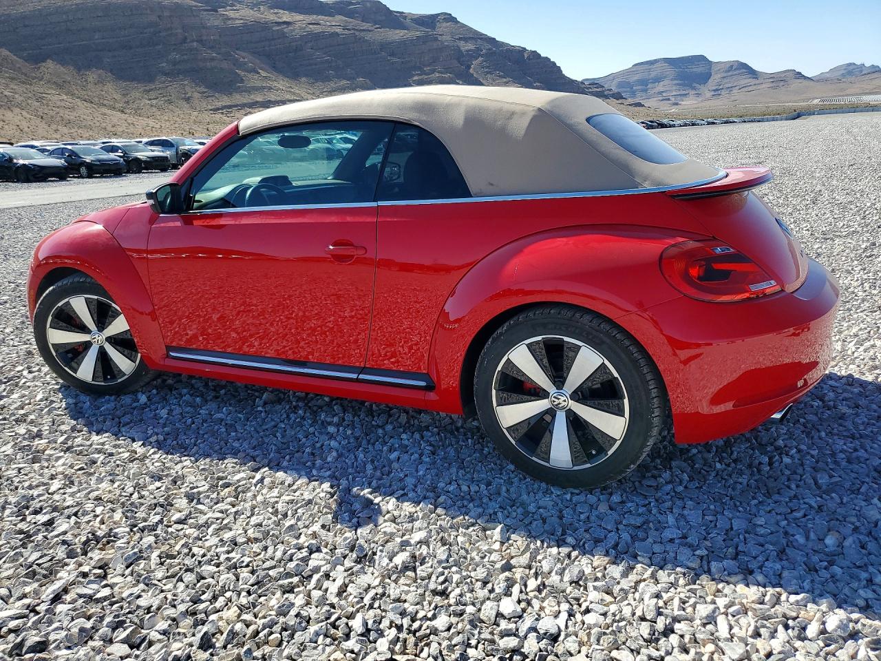 2013 VOLKSWAGEN BEETLE TURBO photo 3