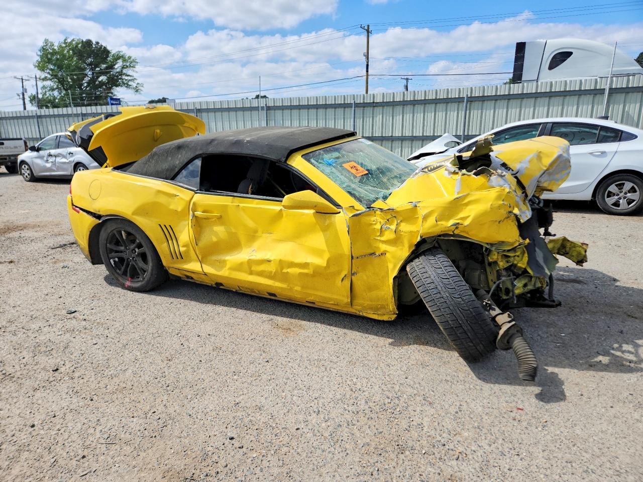 2015 CHEVROLET CAMARO LT photo 7