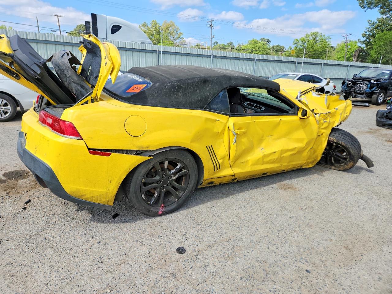 2015 CHEVROLET CAMARO LT photo 5