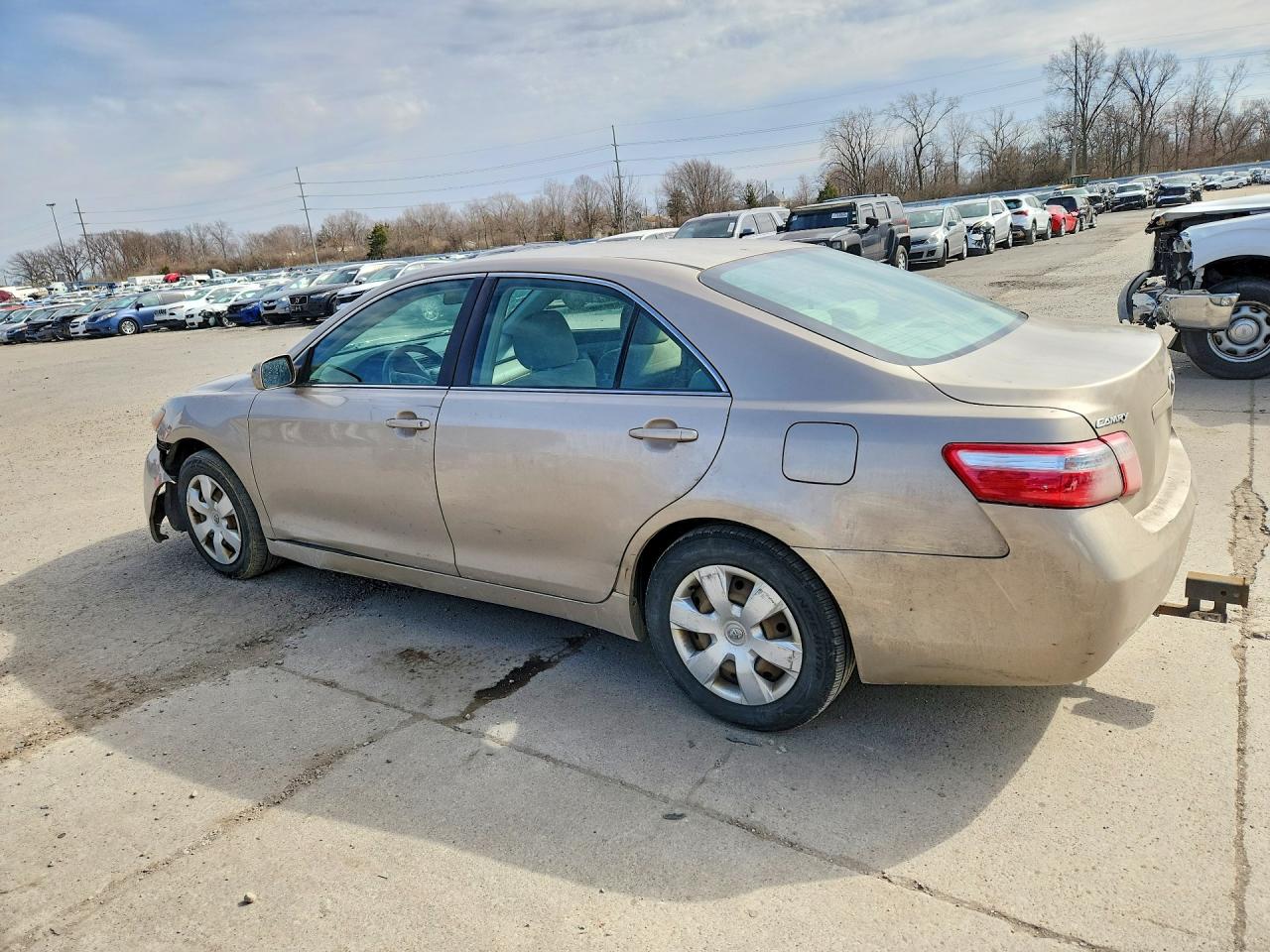 2008 TOYOTA CAMRY LE photo 4