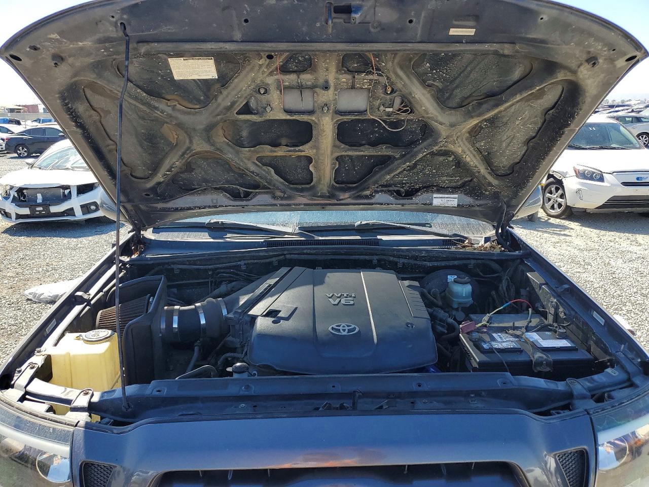 2009 TOYOTA TACOMA PRERUNNER V6 photo 31