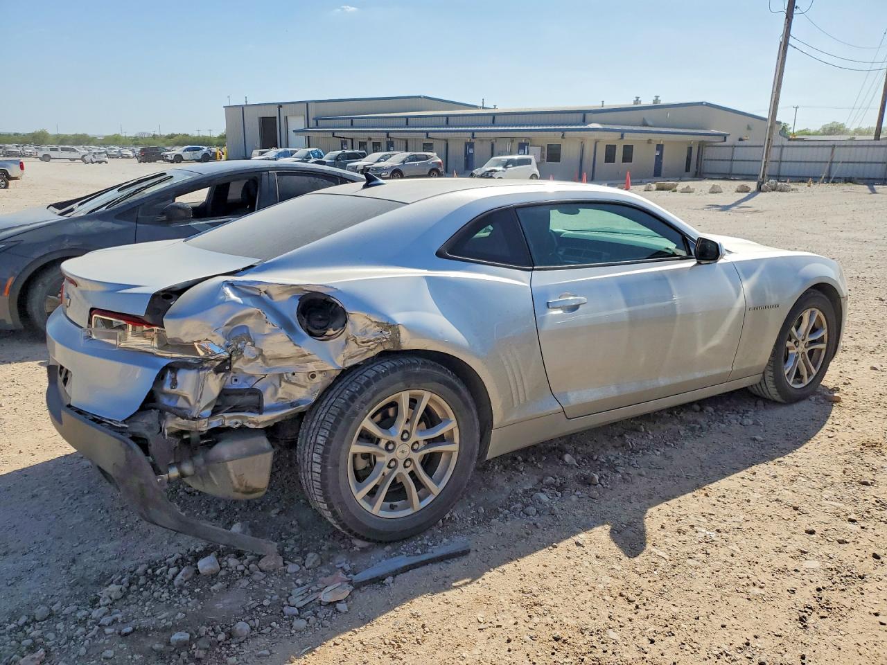 2015 CHEVROLET CAMARO LT photo 5