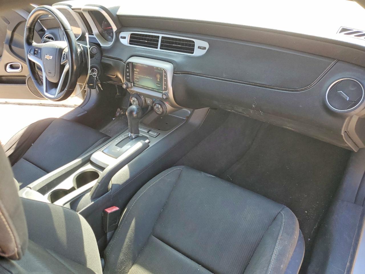 2015 CHEVROLET CAMARO LT photo 15
