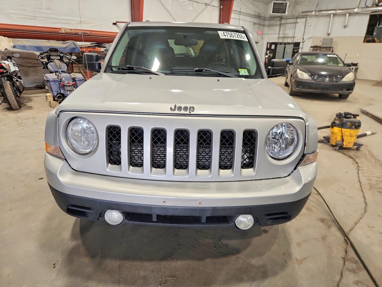 2015 JEEP PATRIOT LATITUDE photo 13