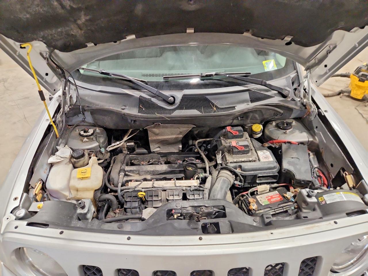 2015 JEEP PATRIOT LATITUDE photo 31