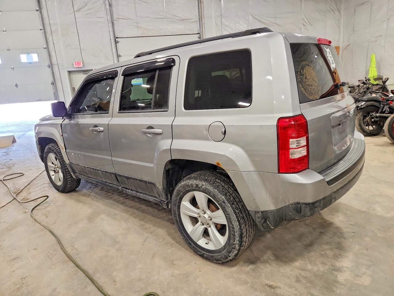 2015 JEEP PATRIOT LATITUDE photo 4