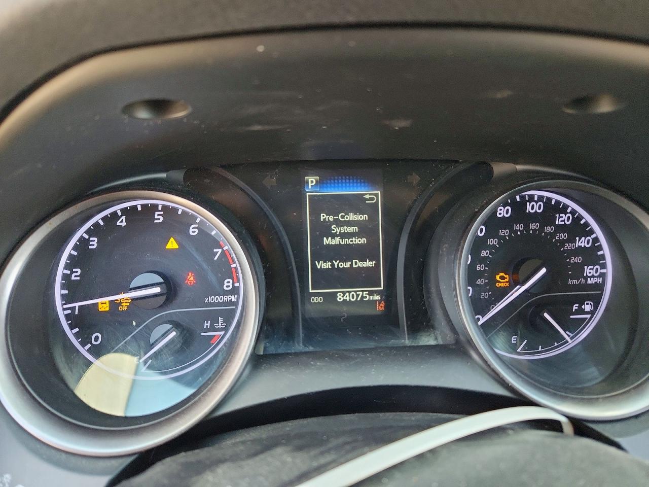 2021 TOYOTA CAMRY SE photo 17