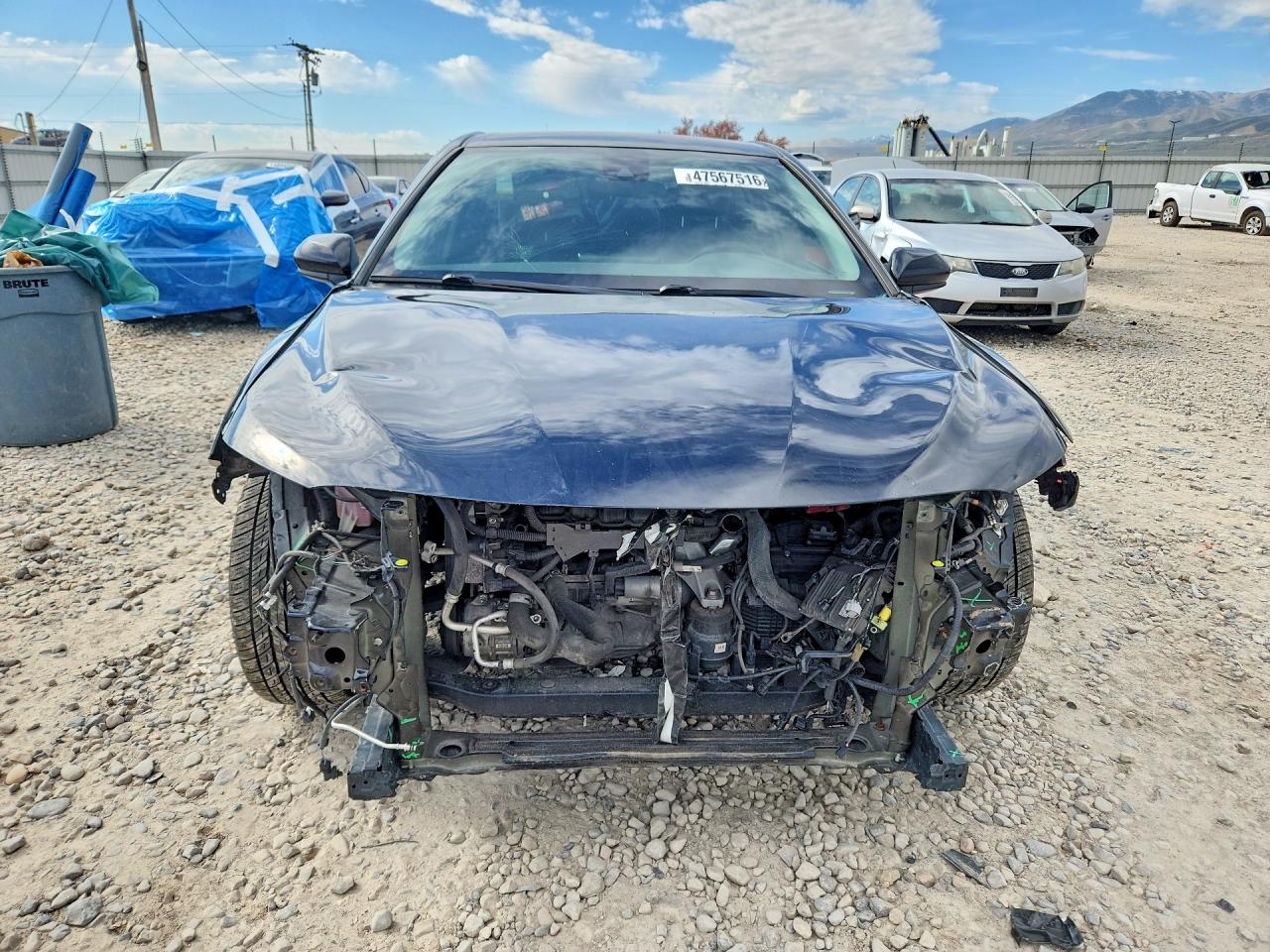 2021 TOYOTA CAMRY SE photo 9