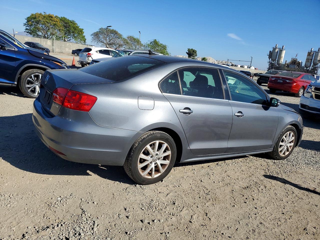 2013 VOLKSWAGEN JETTA SE photo 5