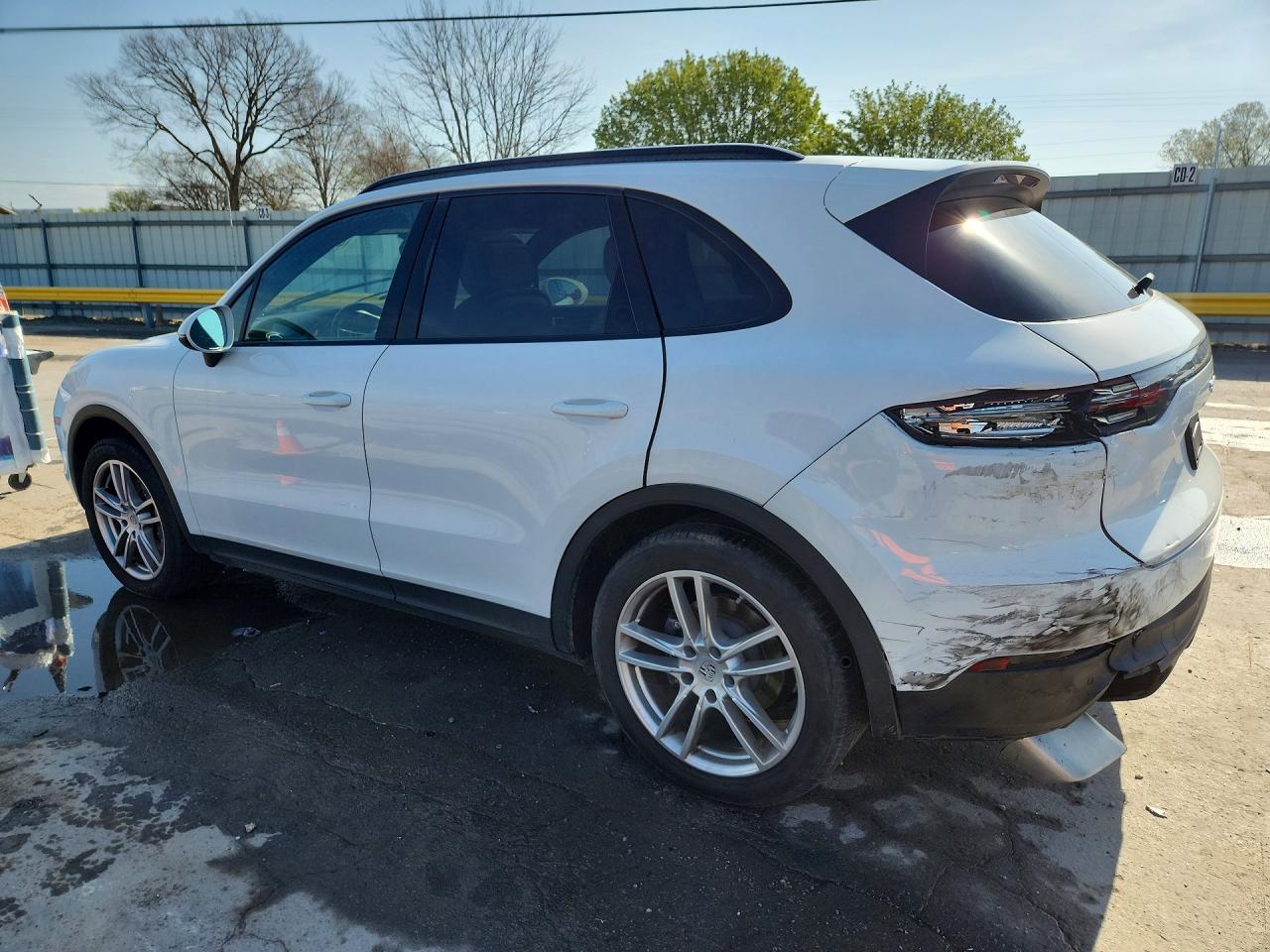 2021 PORSCHE CAYENNE photo 4