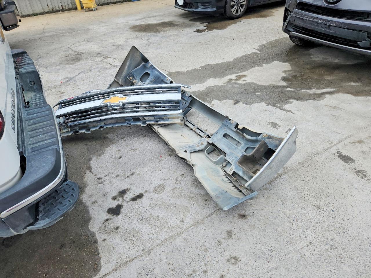 2015 CHEVROLET SILVERADO C2500 HEAVY DUTY photo 12