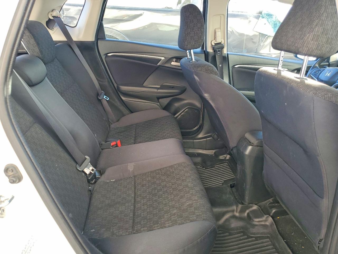 2016 HONDA FIT LX photo 19