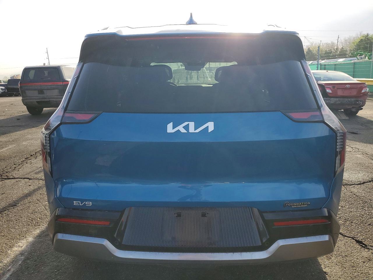 2024 KIA EV9 LAND photo 16