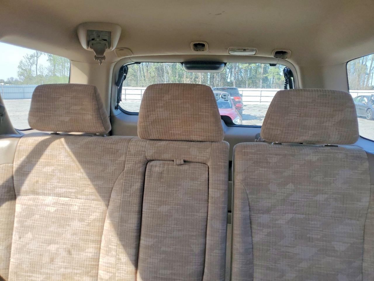 2004 HONDA CR-V LX photo 19