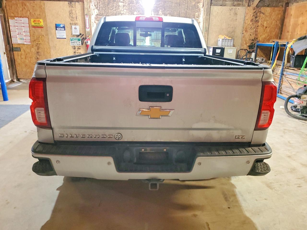 2018 CHEVROLET SILVERADO K1500 LTZ photo 16