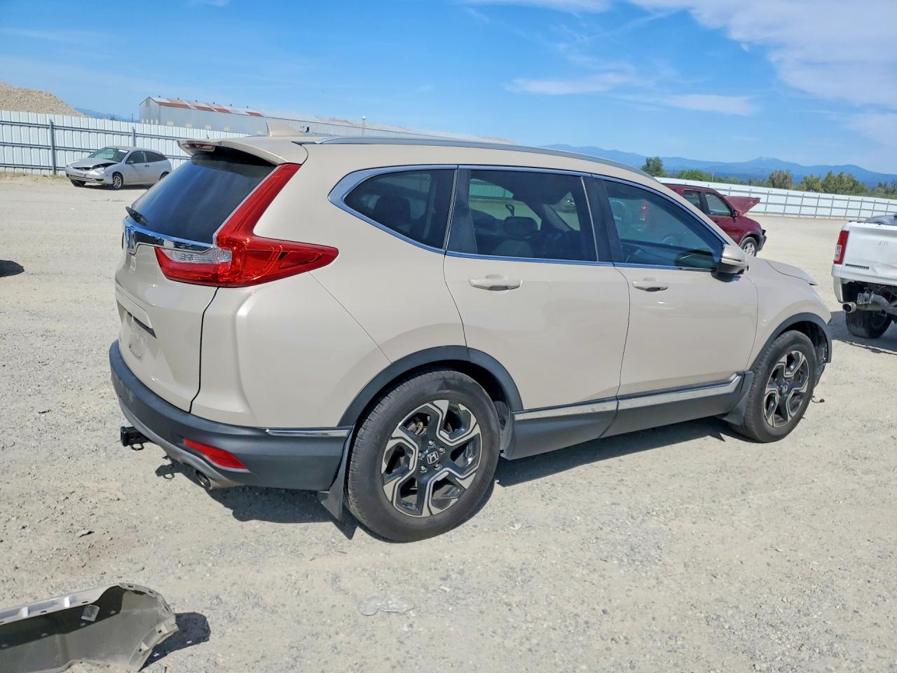 2018 HONDA CR-V TOURING photo 5