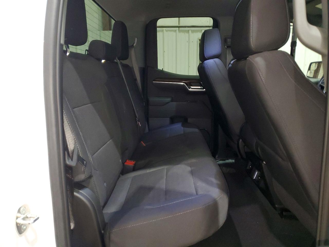 2024 CHEVROLET SILVERADO K1500 LT-L photo 28