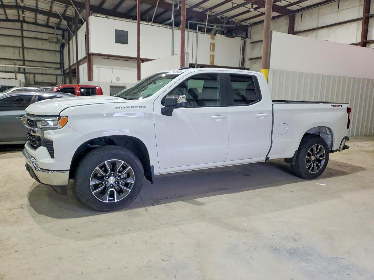 2024 CHEVROLET SILVERADO