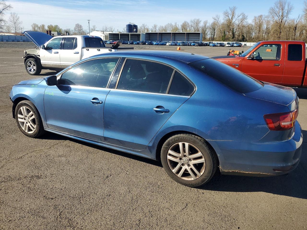 2017 VOLKSWAGEN JETTA S photo 4