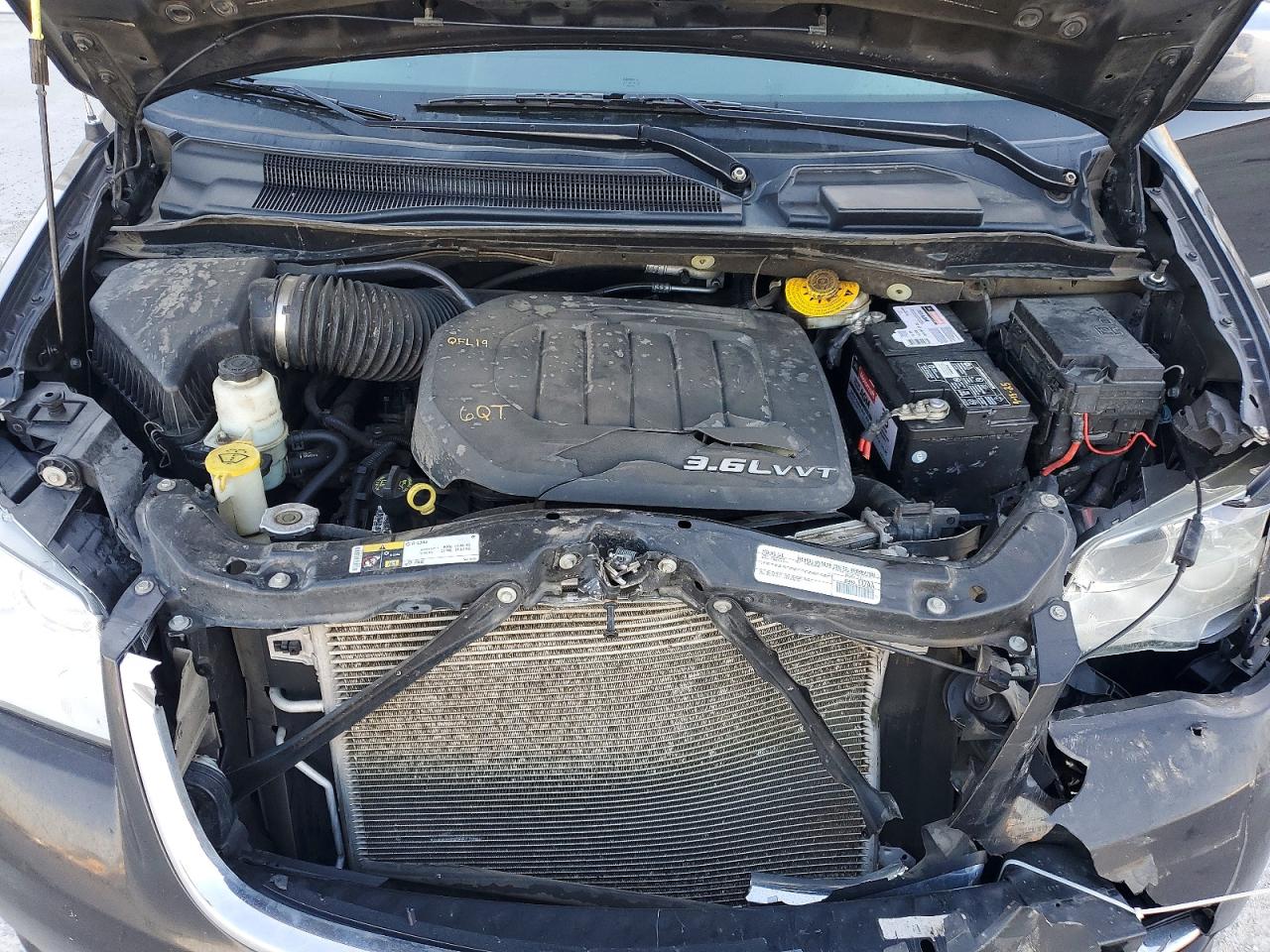 2015 CHRYSLER TOWN & COUNTRY LIMITED PLATINUM photo 23