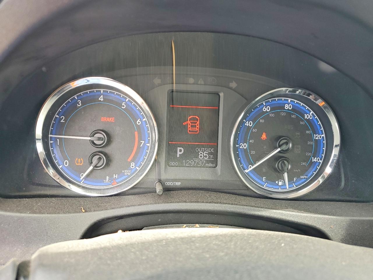2018 TOYOTA COROLLA photo 25