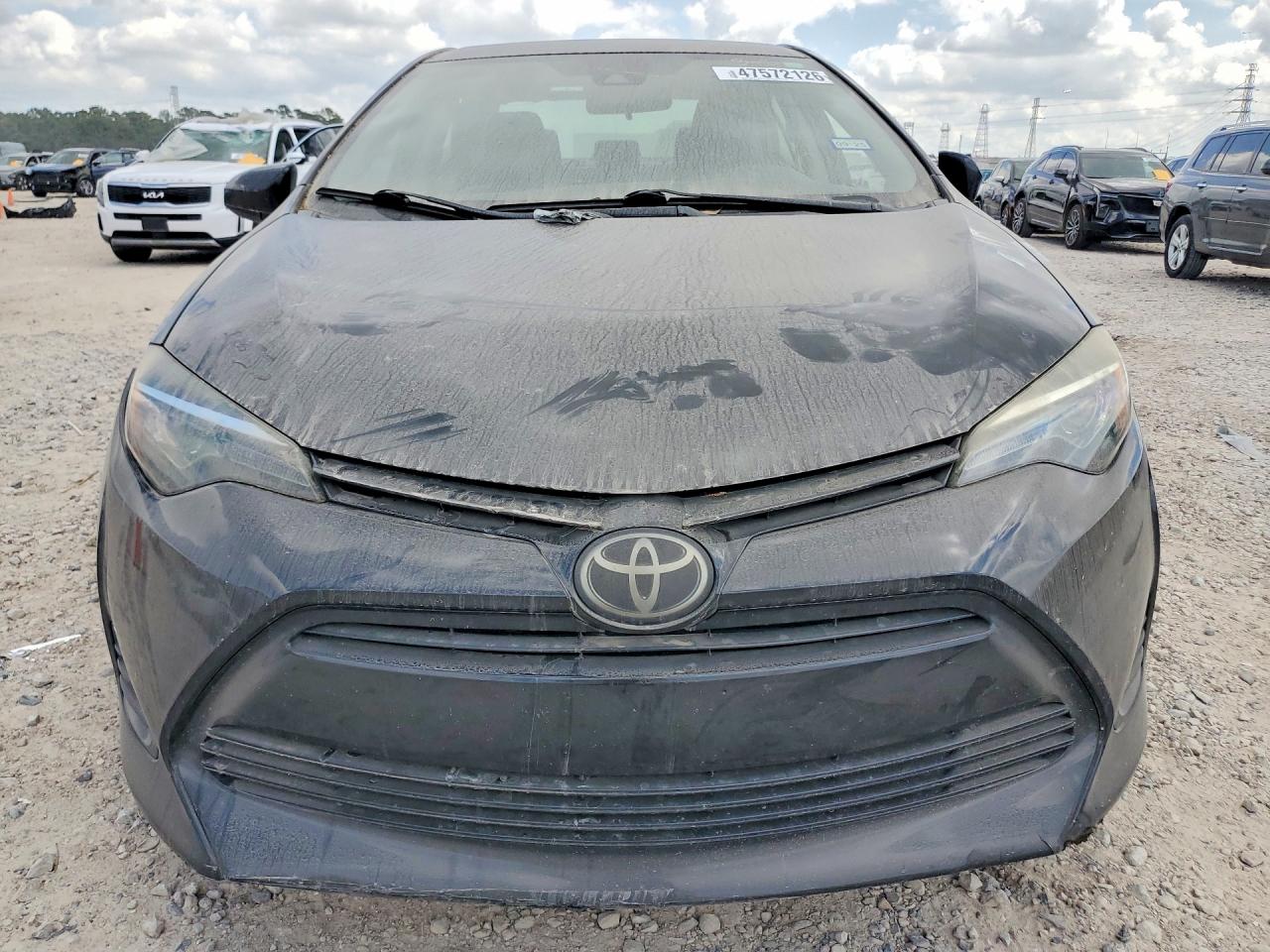 2018 TOYOTA COROLLA photo 13