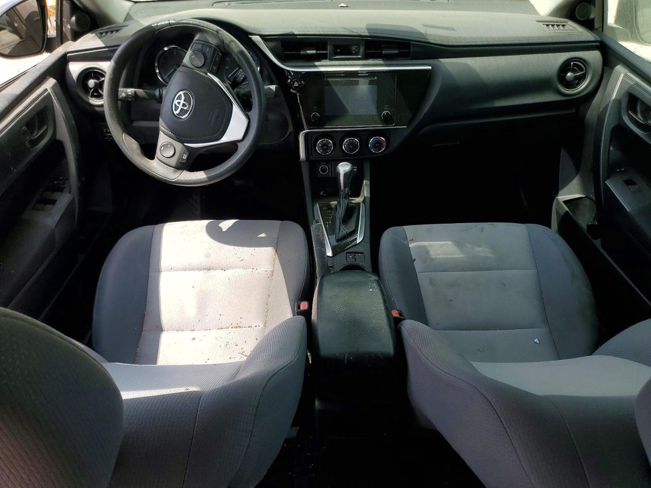 2018 TOYOTA COROLLA photo 22