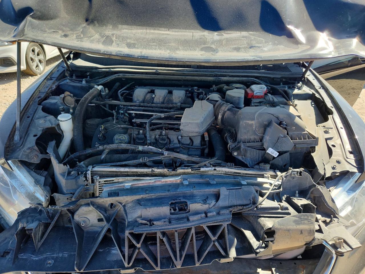 2018 FORD TAURUS SEL FWD photo 11