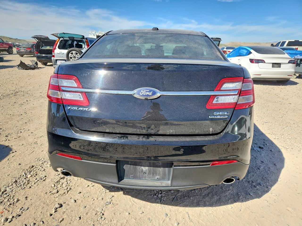 2018 FORD TAURUS SEL FWD photo 6