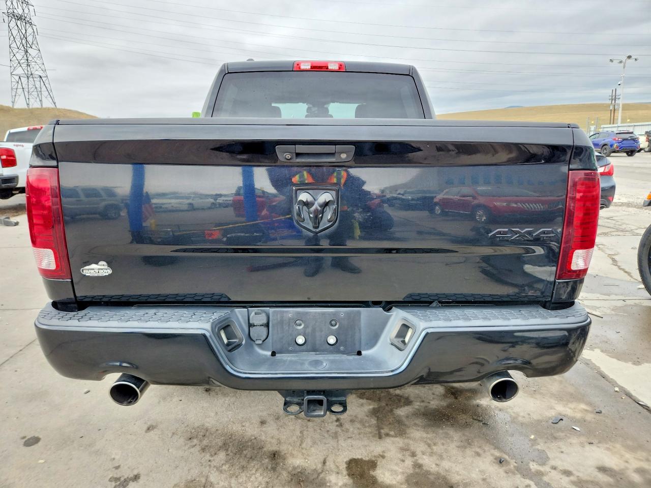 2015 RAM 1500 ST photo 11