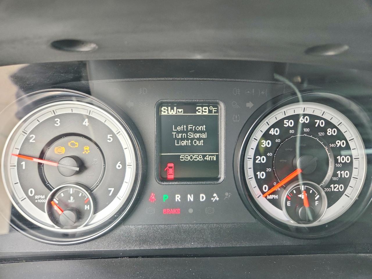 2015 RAM 1500 ST photo 17