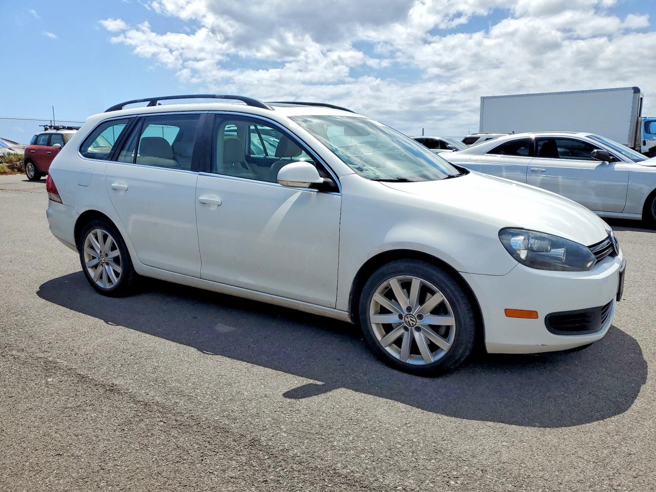 2014 VOLKSWAGEN JETTA TDI photo 10